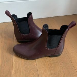 Sam Edelman burgundy rain boots